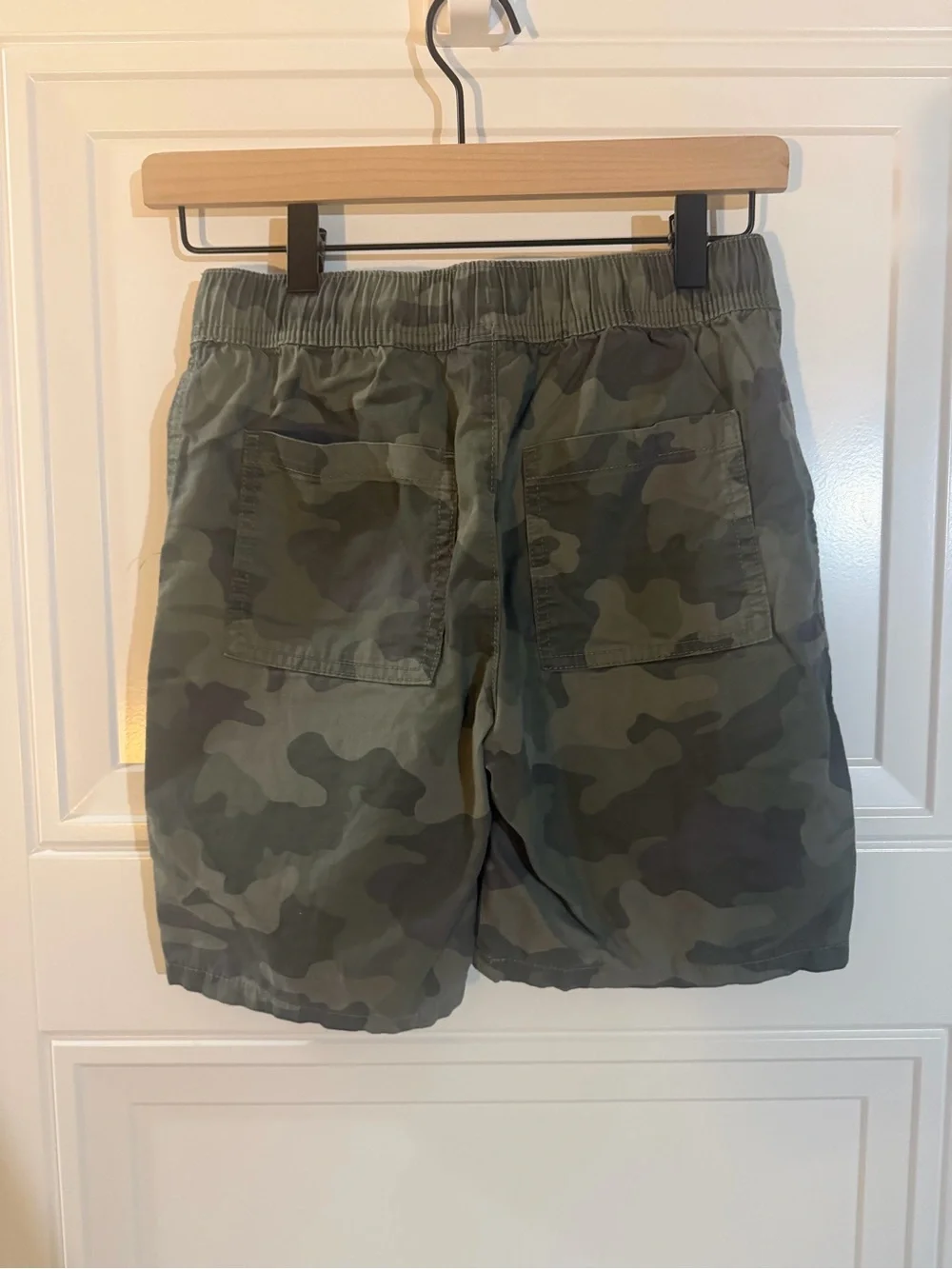 Cat & Jack Olive Camo Drawstring Cargo Shorts Boys Youth L
